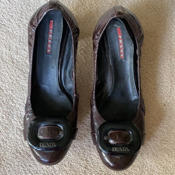 Prada dark burgundy heel - Picture 1 of 8
